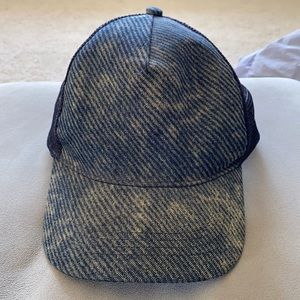 Zara men’s trucker hat